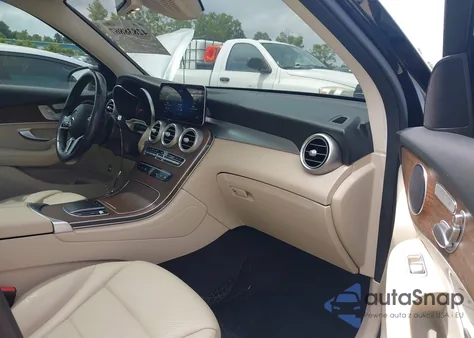 2020 Mercedes-Benz Glc 300 4Matic from USA, damaged, VIN W1N0G8EB6LF762747